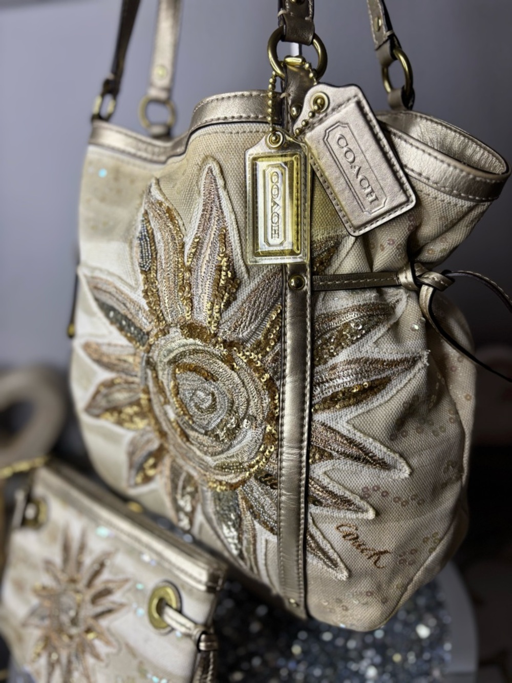 Coach 2012 Audrey Limited Edition Sun Starfish tote w/ matching wristlet EUC - Picture 3 of 17